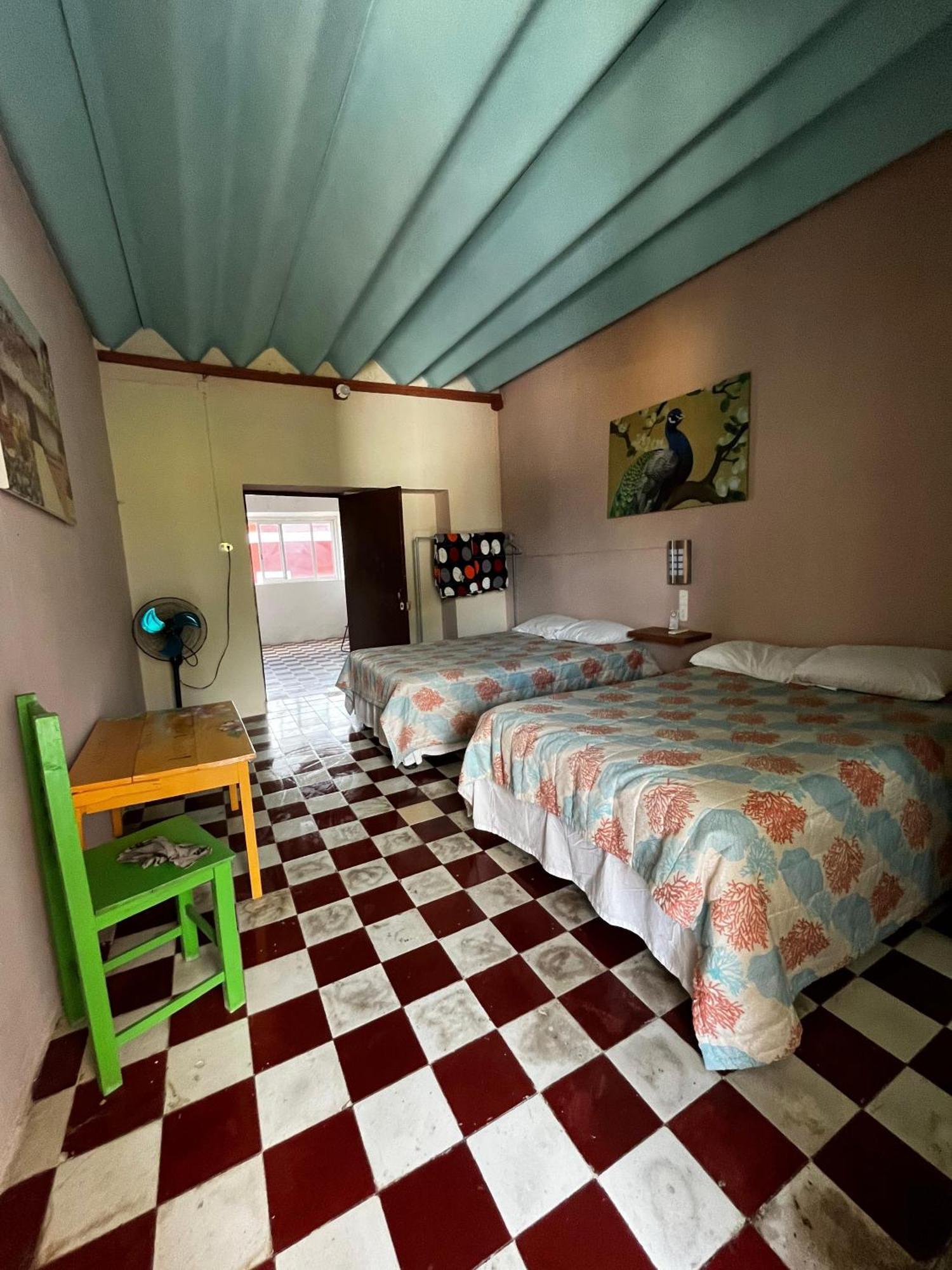 Casona Del Negro Aguilar Hotel Valladolid  Buitenkant foto