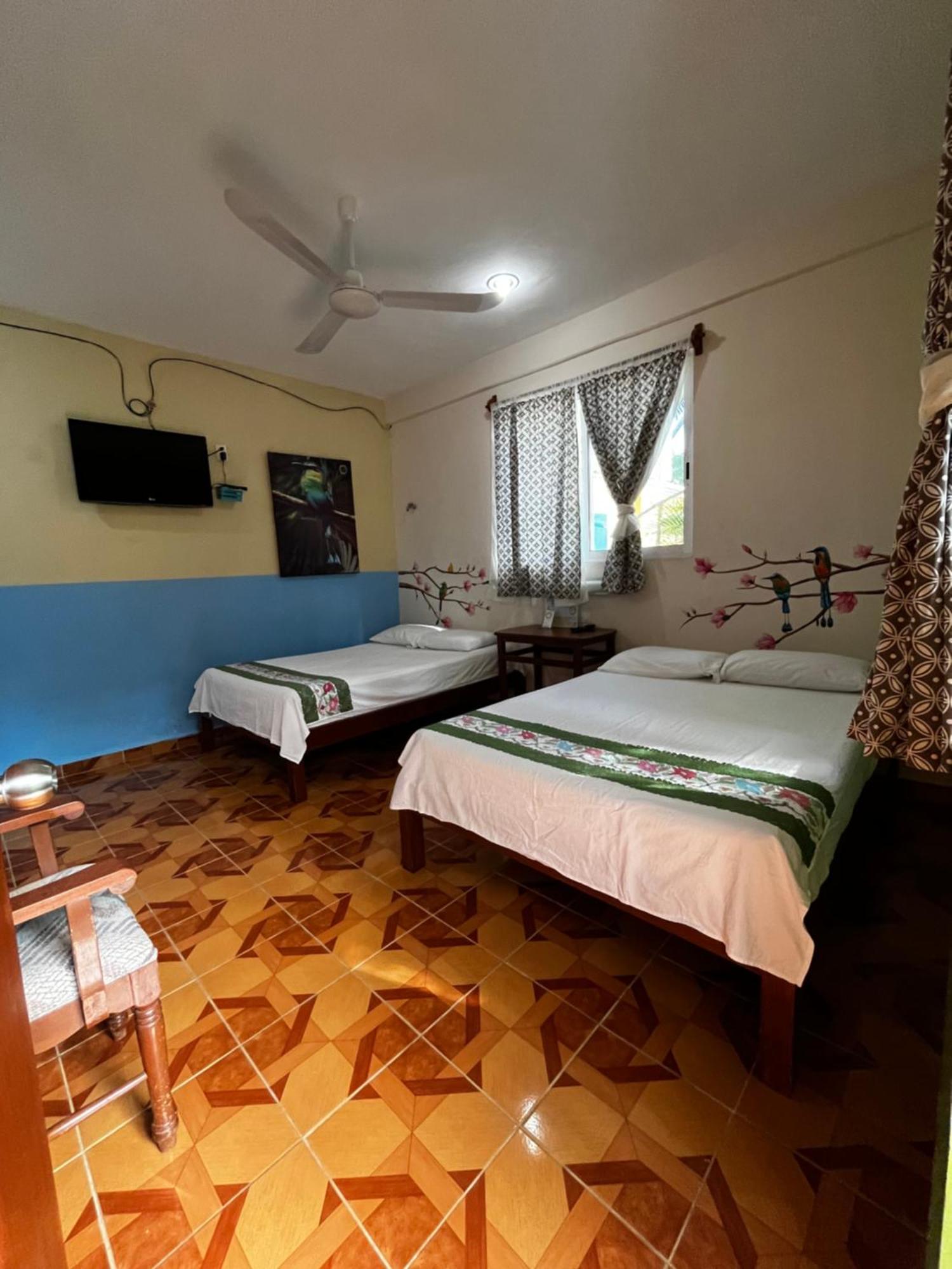 Casona Del Negro Aguilar Hotel Valladolid  Buitenkant foto